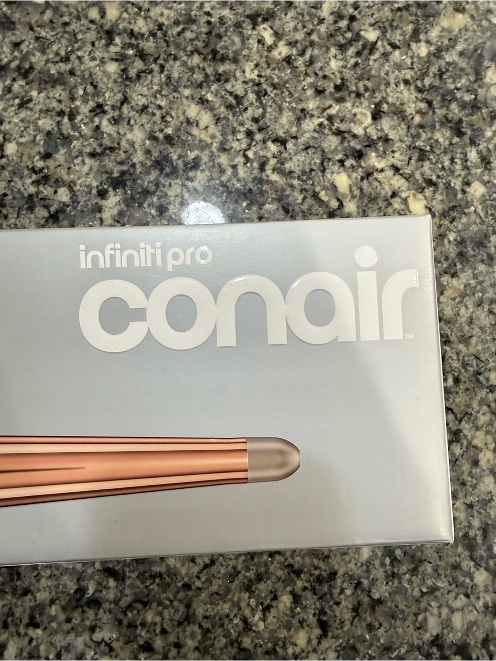 Conair Titanium Curling Wand 1 1/4”- 3/4” - Picture 3 of 5